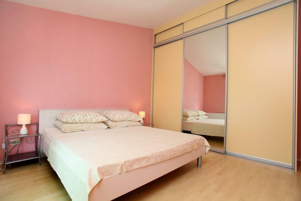 Apartman Dinka Trogir Exterior foto