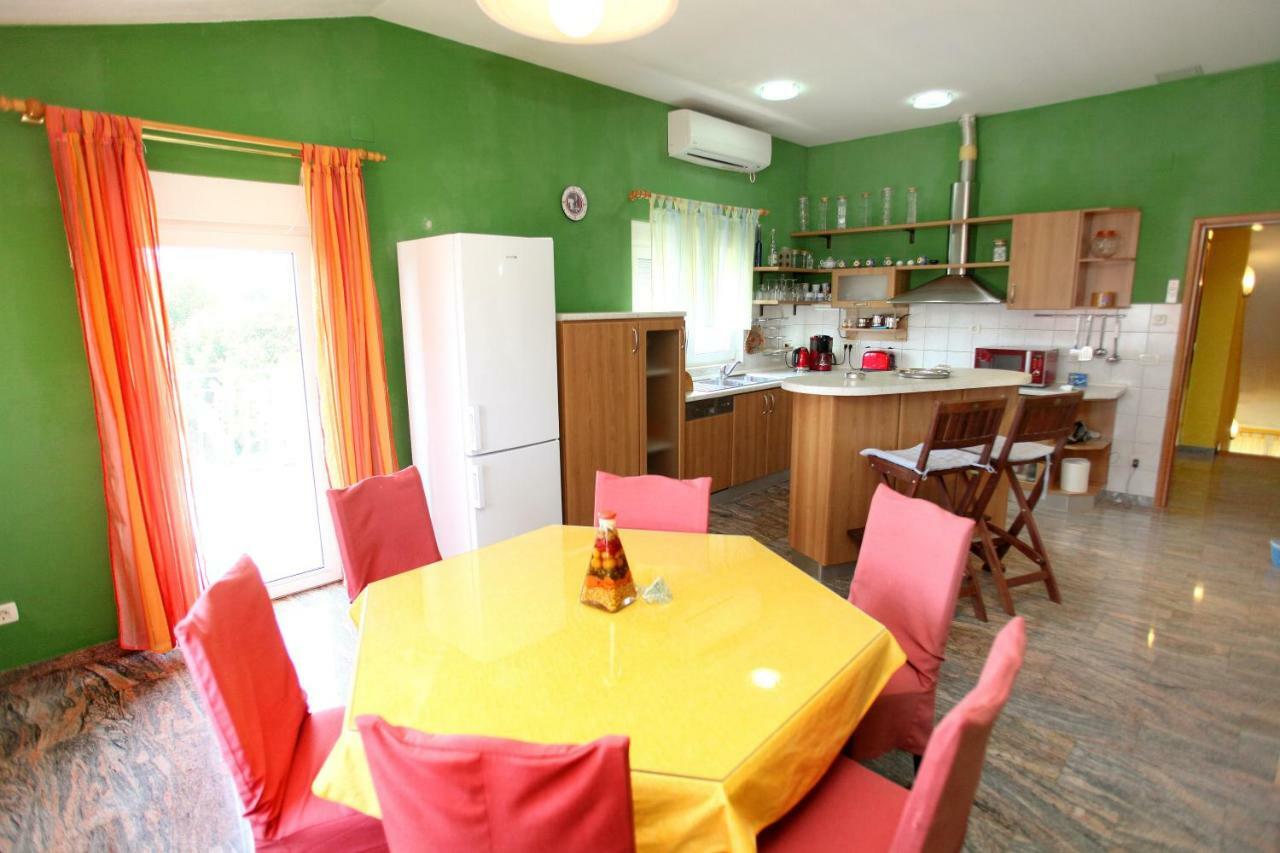 Apartman Dinka Trogir Exterior foto