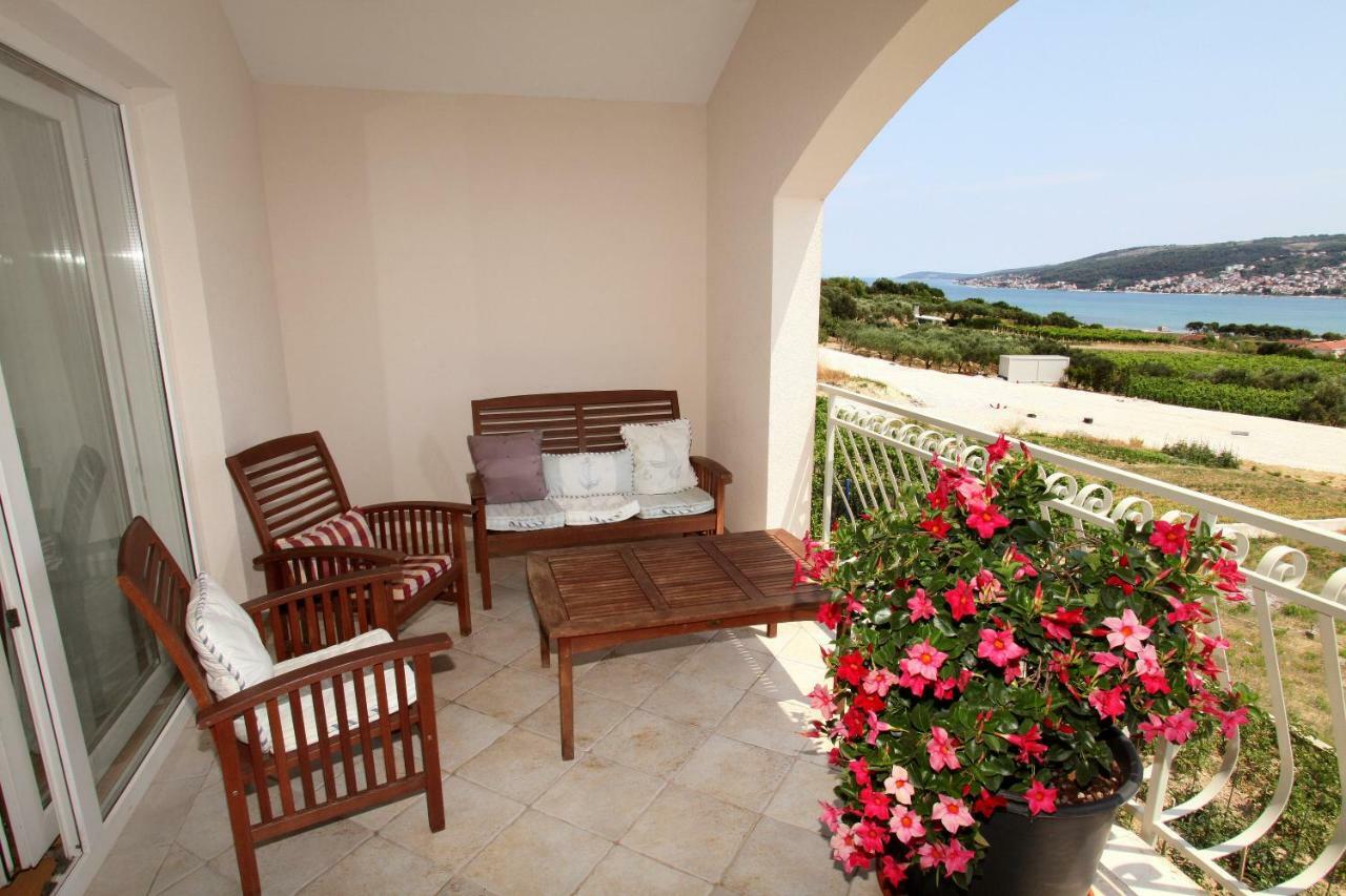 Apartman Dinka Trogir Exterior foto